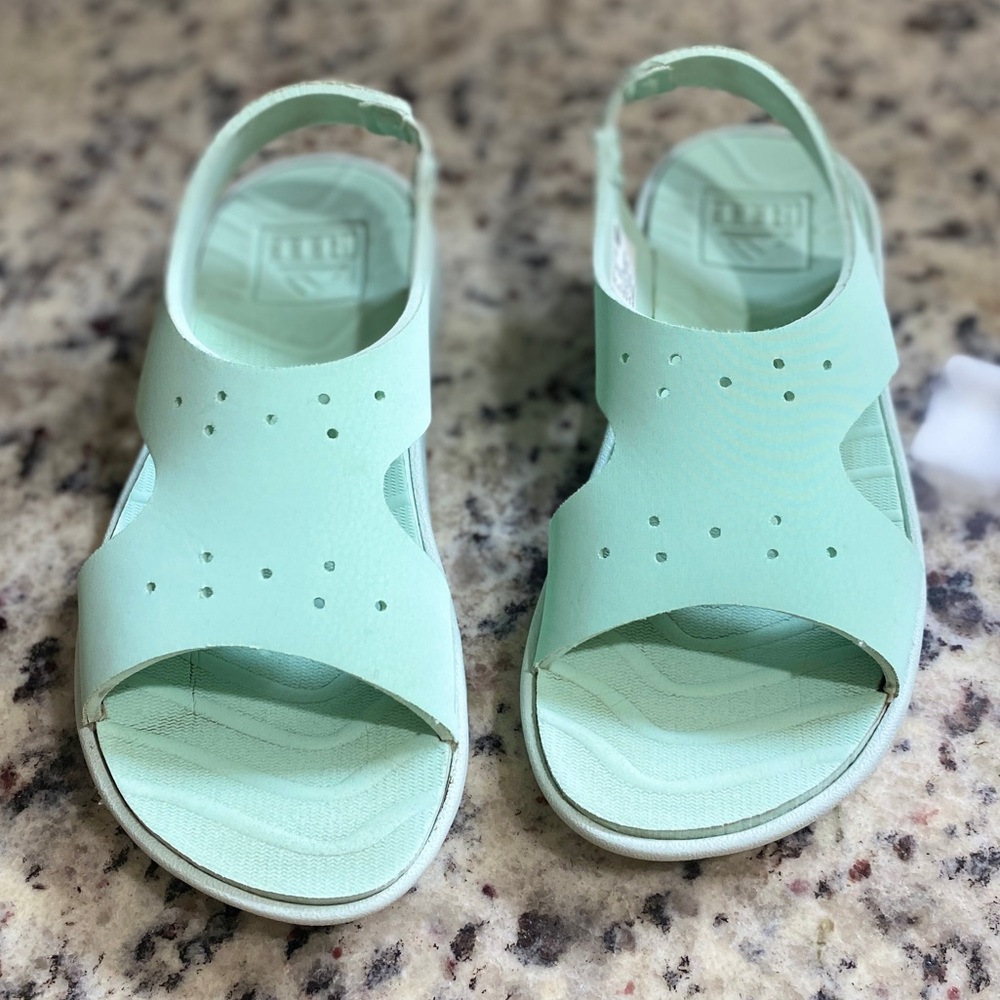 Reef little Reef beachy girls sandal